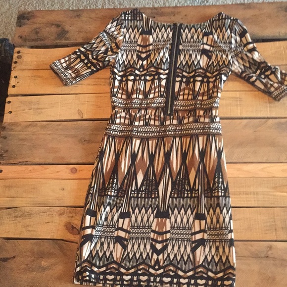Patterned dress - Picture 2 of 3